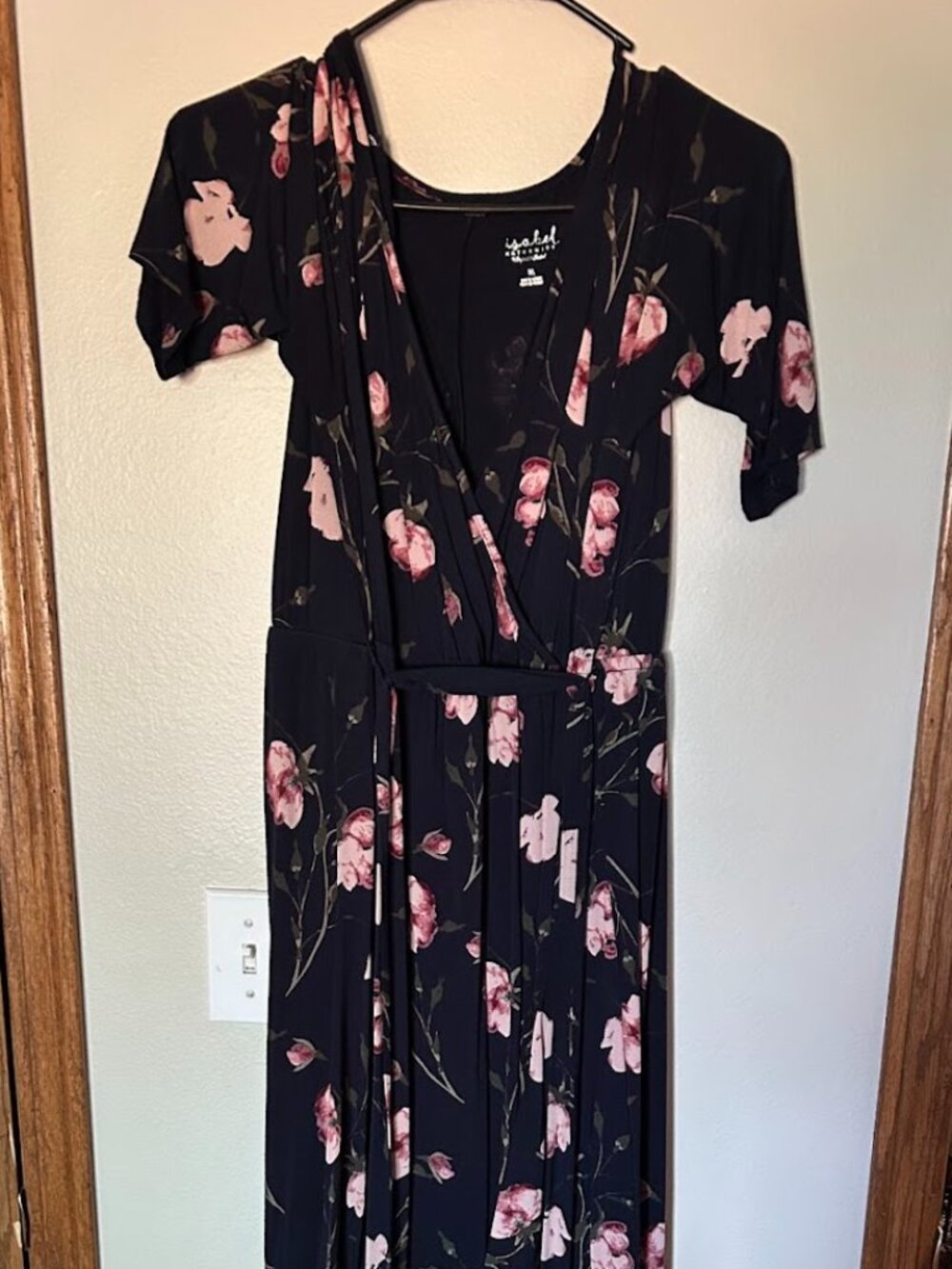 Target - Isabel Maternity Wrap Dress Size XL - Very stretchy